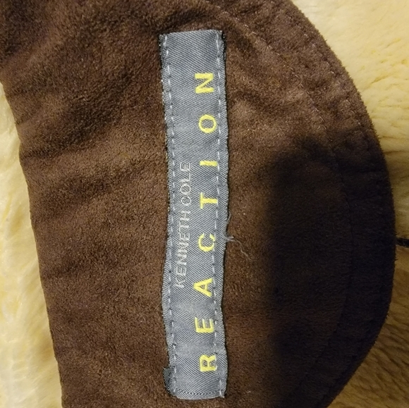 Kennth Cole Reaction Jacket‎ from 06/2006 - Picture 3 of 16